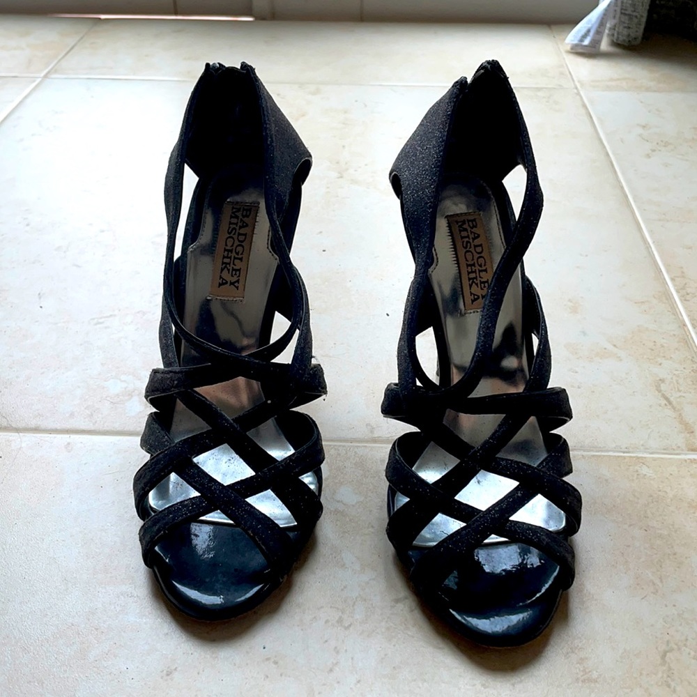 Black Badgley Mischka pumps